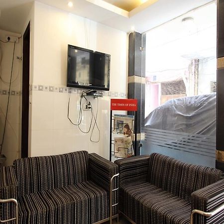 โอโย 13252 โฮเต็ล แชนเดอร์ พาเลซ Hotel นิวเดลี ภายนอก รูปภาพ