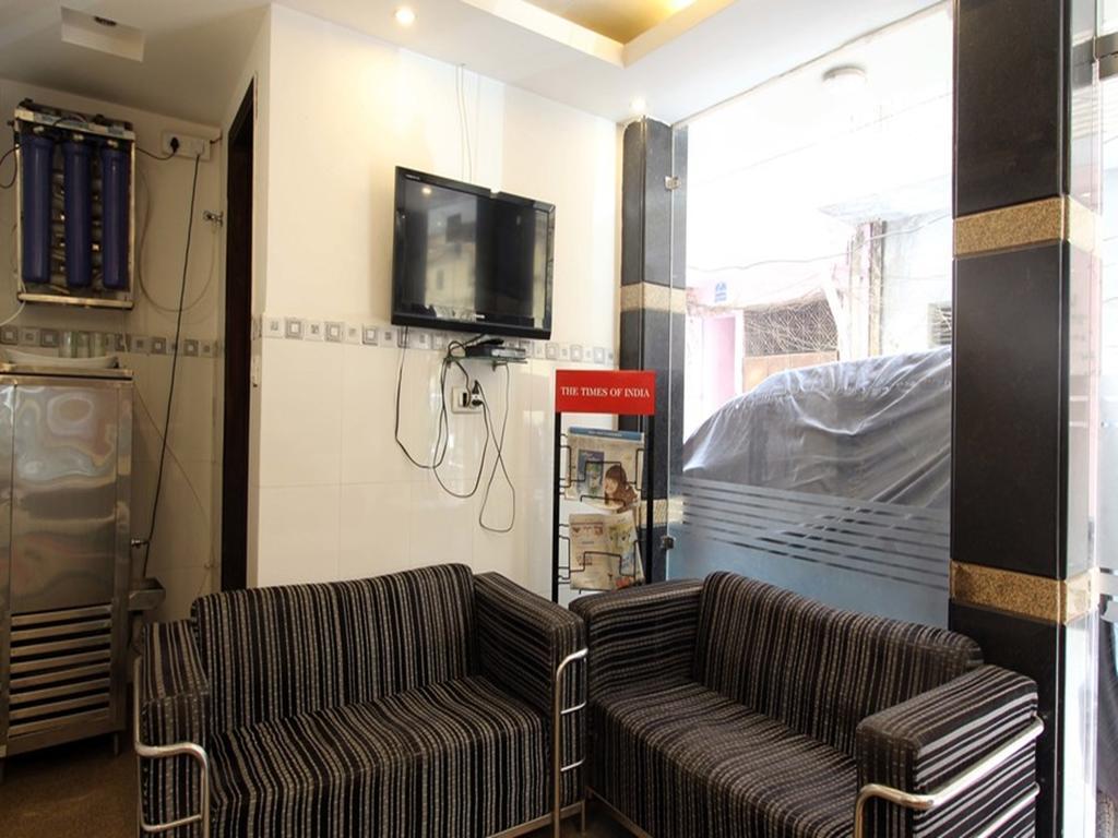 โอโย 13252 โฮเต็ล แชนเดอร์ พาเลซ Hotel นิวเดลี ภายนอก รูปภาพ